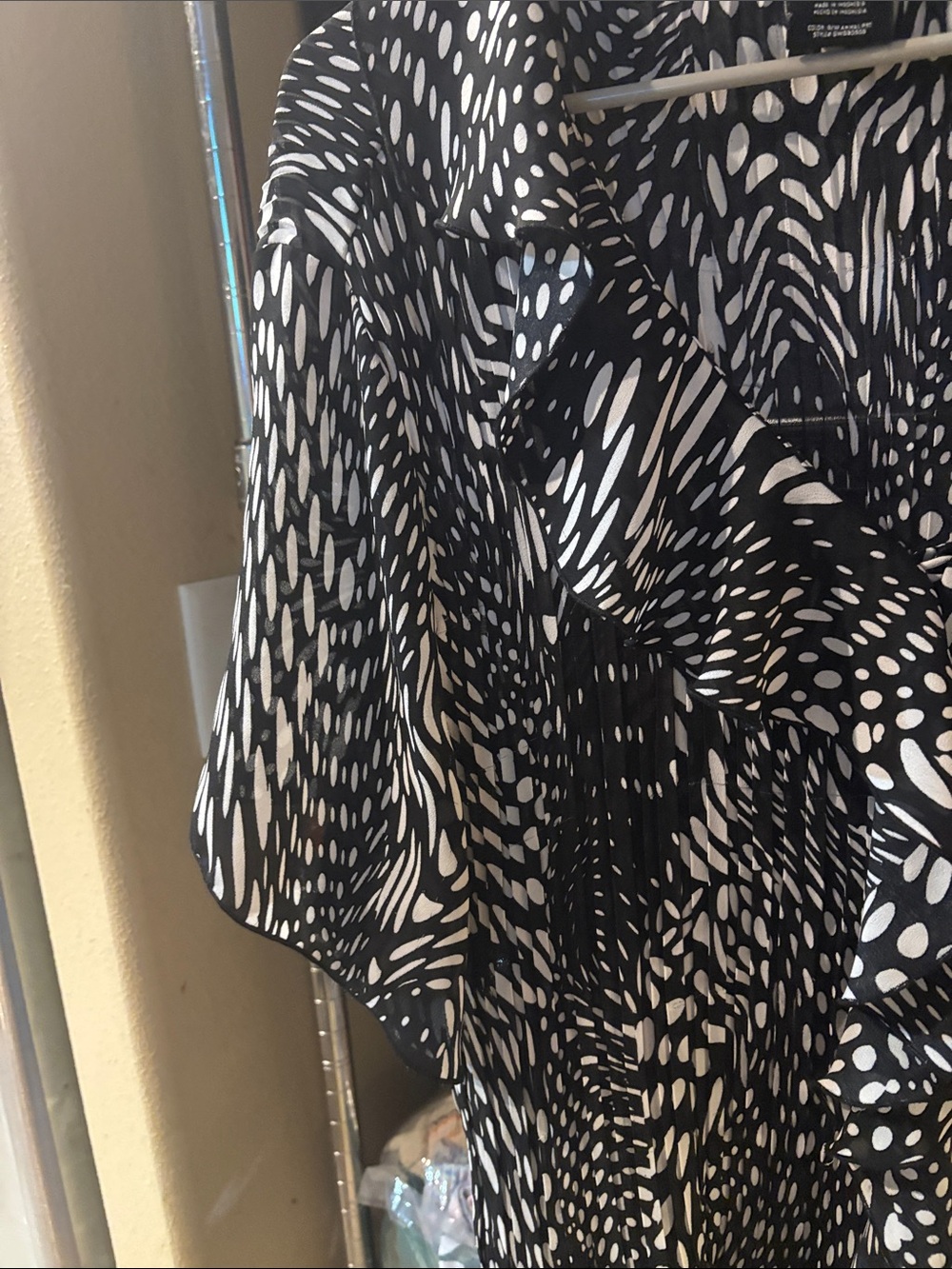 George Black & White Ruffle-Front Printed Blouse - Picture 6 of 10